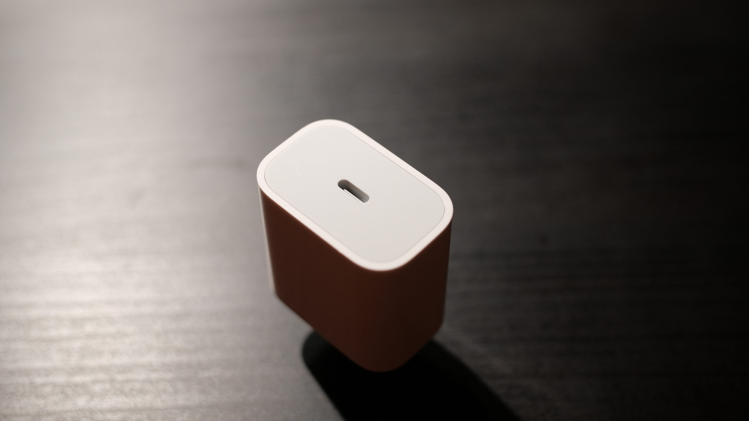 20W充電アダプター